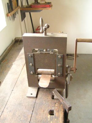 výroba stříbrného drátu